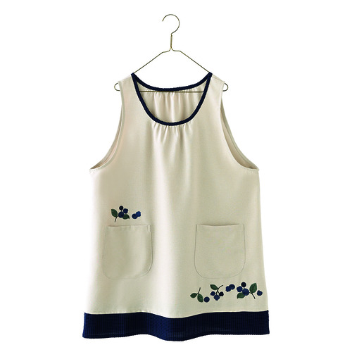 ブルーベリー刺しゅうエプロン　ナチュラル×ネイビー